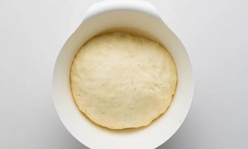 Тесто на кефире для пирога в духовке без дрожжей. Тесто на кефире для пирога в духовке