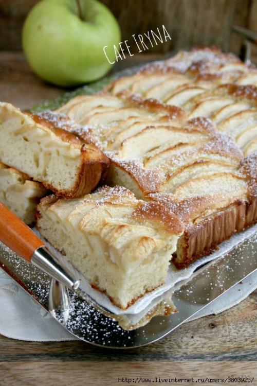 Яблочный пирог старый добрый рецепт.