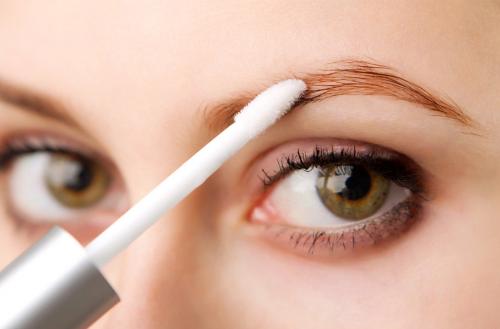 Ускорение роста бровей. Натуральные масла для бровей