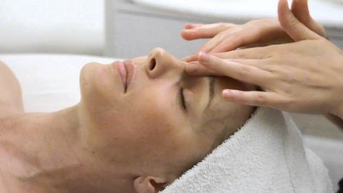 Массаж медом от целлюлита. Описание процедуры 01 Массаж медом от целлюлита. Описание процедуры 01