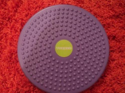 Круг для талии напольный. Особенности тренажера 02