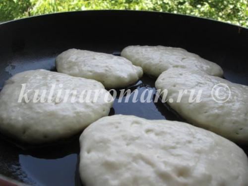 Оладьи на кефире без яиц с разрыхлителем. Ингредиенты: