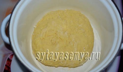 Жареные сосиски в тесте на сковороде рецепт. Сосиски в тесте жареные на сковороде