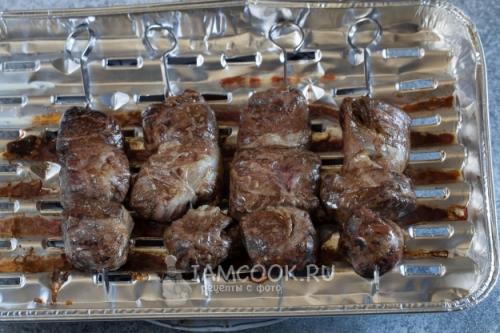 Шашлык из куриной печени в жировой сетке. Шашлык из печени в жировой сетке