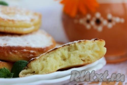 Пышные оладьи на сметане