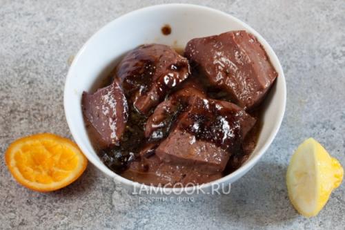Шашлык из куриной печени в жировой сетке. Шашлык из печени в жировой сетке