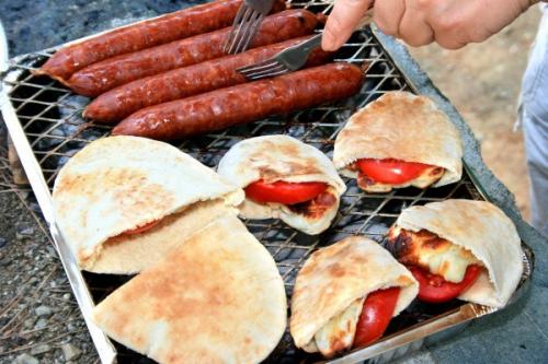 Лаваш на гриле с начинкой Рецепт. Лаваш на гриле: 5 потрясающих рецептов для пикника
