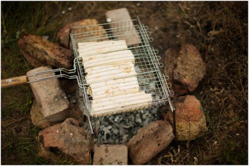Лаваш на мангале с сыром сулугуни. Сулугуни в лаваше