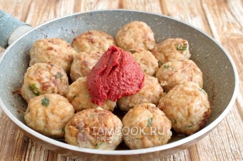 Как приготовить тефтели с рисом. Тефтели с рисом с подливкой