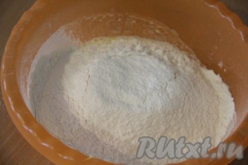 Пышные оладьи без яиц. Пышные оладьи на кефире без яиц