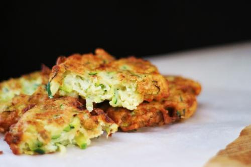 Оладьи из кабачков с сыром без муки. Нежные оладьи из кабачков быстро и вкусно — рецепты с фото и видео инструкциями