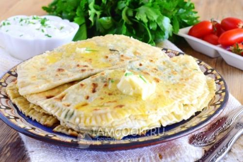 Кутабы с зеленью