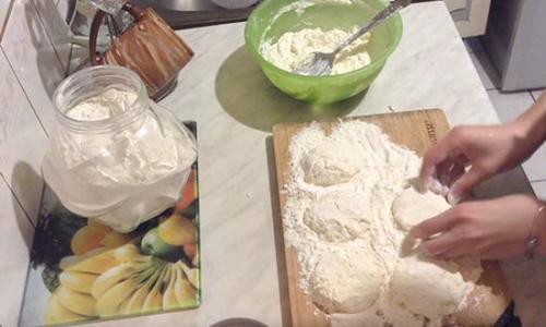 Рецепт сырников в духовке. Детский вариант