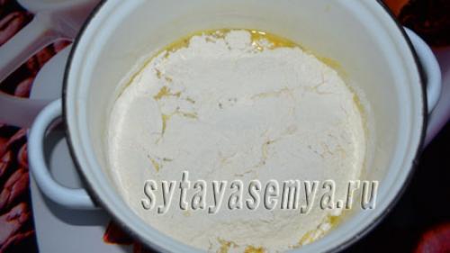 Жареные сосиски в тесте на сковороде рецепт. Сосиски в тесте жареные на сковороде