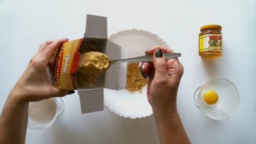 Маска для волос с горчицей и репейным маслом дома