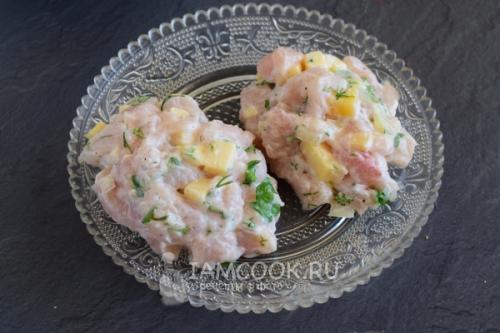 Котлеты из куриной грудке с сыром. Рубленные котлеты из куриной грудки с сыром