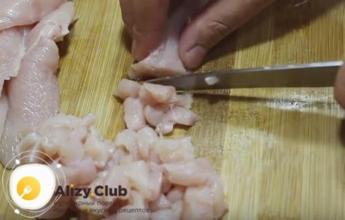 Котлеты из куриной грудки рубленные с майонезом. Котлеты, рубленные из куриных грудок, с майонезом по рецепту с фото