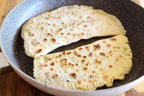 Кутабы с зеленью