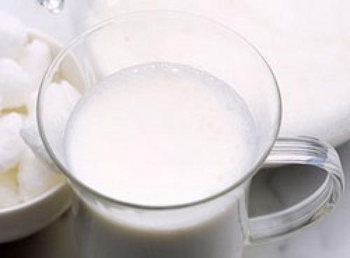 Молочная сыворотка можно в пост. Сыворотка молочная. Сыворотка молочная для лица. Молочная сыворотка для диетического питания. Молочная сыворотка при диабете.