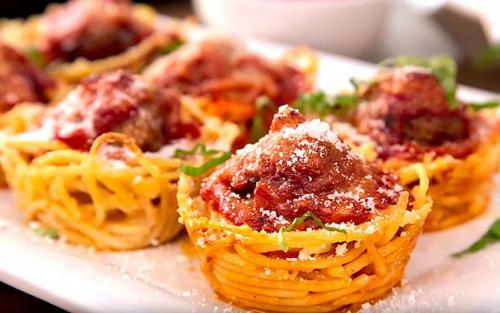 С чем поесть макароны. 5 необычных блюд из макарон и вермишели.