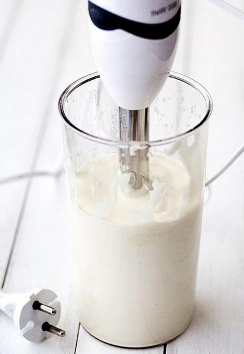 Домашний майонез рецепт без яиц. Тот самый майонез без яиц на молоке –, а я так готовлю, и магазинный не покупаю. Запишите рецепт – проверенный и вкусный!