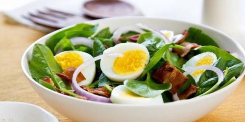 Свекольный салат для очищения кишечника. Салаты для очищения кишечника и похудения: вкусные и простые рецепты с фото