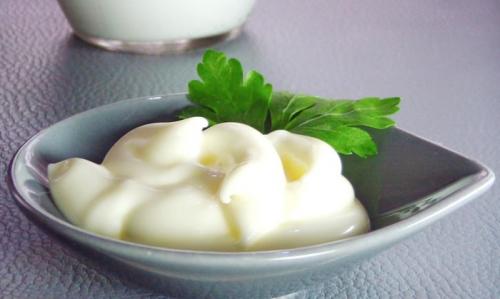 Постный майонез на рассоле от горошка. Постный майонез на рассоле от зеленого горошка