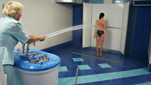 Душ Шарко для похудения. Какая должна быть температура воды?