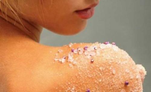 Скраб для тела из соли рецепт. Популярные рецепты солевого скраба для тела