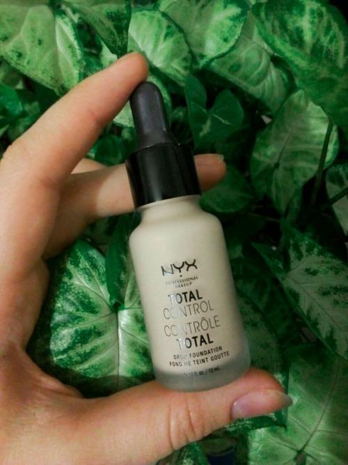 Пудра заменяющая тональный крем. Жидкая пудра или хорошая замена сухой пудре и тональному крему