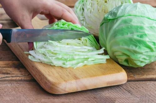 Капуста для похудения рецепты. 2 варианта салатов с капустой для похудения и поддержания фигуры в форме