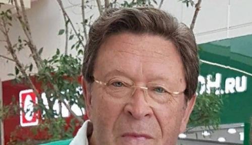 Васильева Татьяна курит.