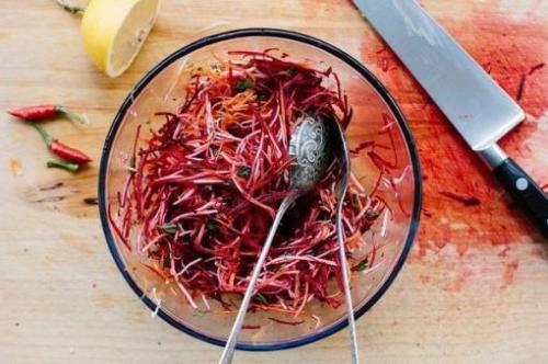 Рецепт салат метелка для очищения кишечника. 5 рецептов салата «Метелка» для очищения кишечника