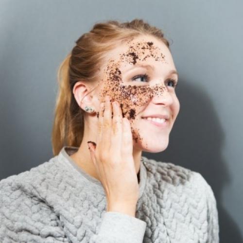 Скраб с кофе для лица. КОФЕЙНАЯ ГУЩА ДЛЯ ЛИЦА – ПОЛЕЗНЫЕ СВОЙСТВА 09 Скраб с кофе для лица. КОФЕЙНАЯ ГУЩА ДЛЯ ЛИЦА – ПОЛЕЗНЫЕ СВОЙСТВА 09