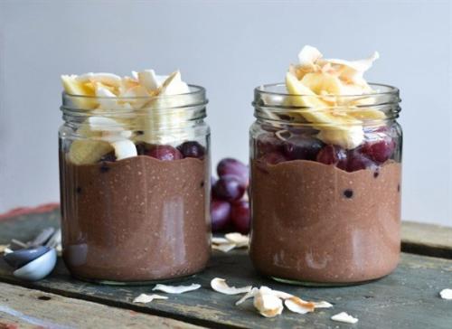 Овсянка с йогуртом для похудения. Ленивая овсянка в банке. Здоровый завтрак