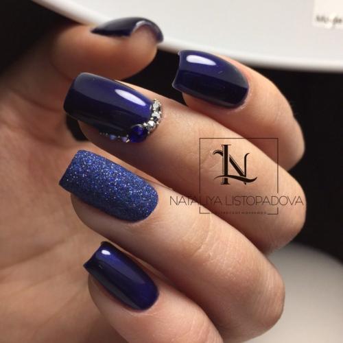 Как снять гель с ногтей без спиливания. Снятие гель-лака: размачивать или спиливать?