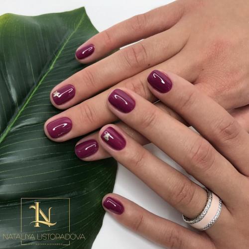 Как снять гель с ногтей без спиливания. Снятие гель-лака: размачивать или спиливать?