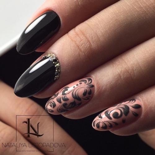 Как снять гель с ногтей без спиливания. Снятие гель-лака: размачивать или спиливать?