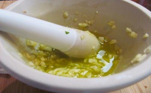 Против перхоти в домашних условиях маски. Какие маски считаются самыми эффективными от перхоти