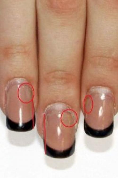 Почему не держится гель на ногтях. Почему отслаивается гель-лак от ногтей: причины и особенности