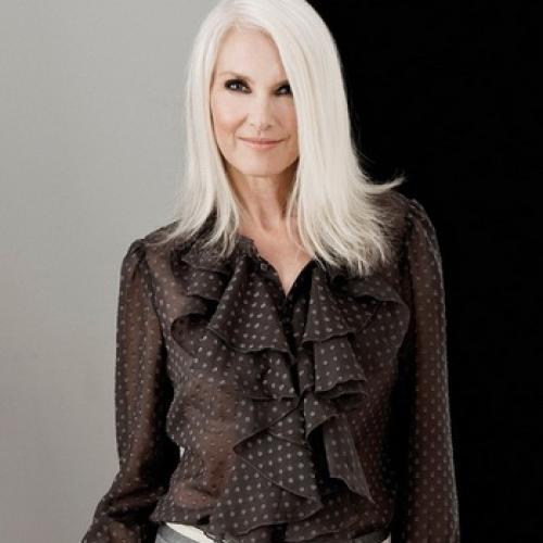 Модные блузы для женщин з.  Шикарный возраст: модные осенние образы 2019 от женщин-блогеров после 50 14