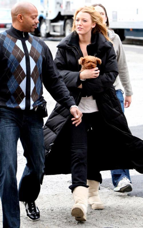 С какой обувью носить длинный пуховик. С чем носить длинный-предлинный пуховик