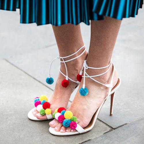 Мюли и броги. Мюли для Юли и броги для Гоги: 10 видов обуви, которая скажет про вас все. Уверены, хотя бы одна такая пара есть в вашем гардеробе 20 Мюли и броги. Мюли для Юли и броги для Гоги: 10 видов обуви, которая скажет про вас все. Уверены, хотя бы одна такая пара есть в вашем гардеробе 20