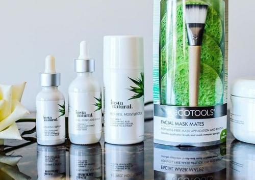 Гиалуроновая кислота в капсулах для лица. Инъекции, сыворотки, капсулы, кремы: как восстановить баланс