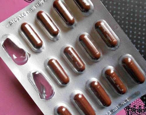 Ампулы для волос в аптеке. Последствия недостатка витаминов