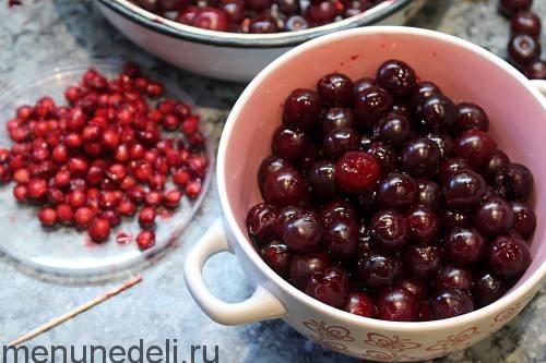 Шоколадно-творожный пирог с вишней. Шоколадно-творожный пирог с вишней