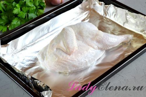 Маринованная курица в кефире. Курица в кефире в духовке