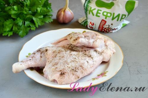 Маринованная курица в кефире. Курица в кефире в духовке