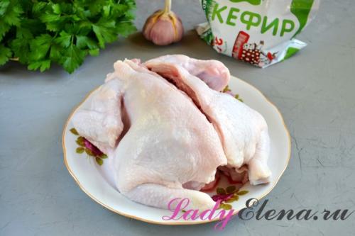 Маринованная курица в кефире. Курица в кефире в духовке