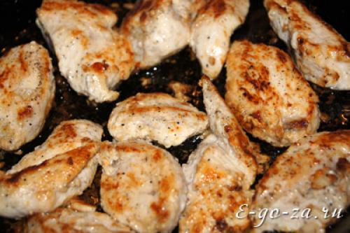 Куриная грудка маринованная в кефире. 